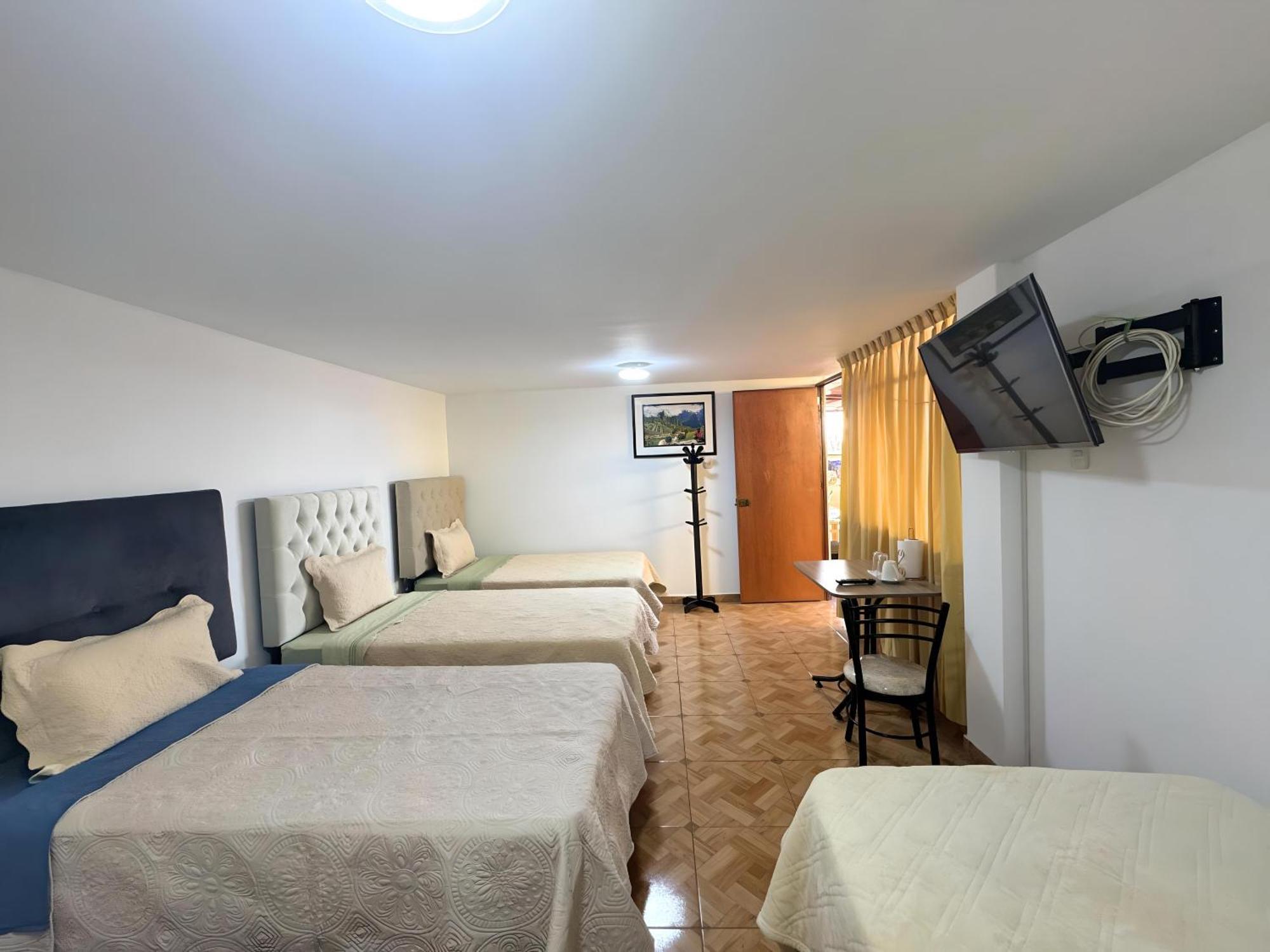 Close To Airport - Free One Time Pickup - A Y J Familia Lima Exteriér fotografie
